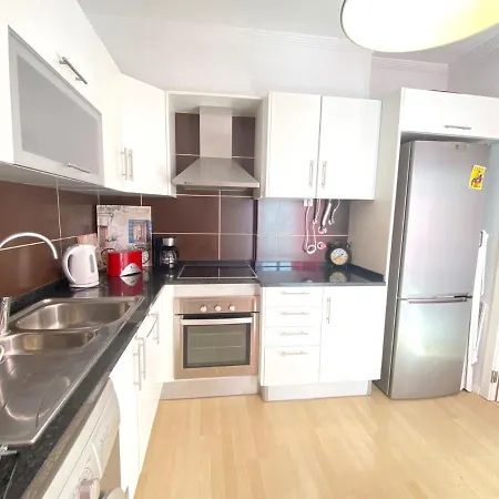 Stylish By Homing Apartment